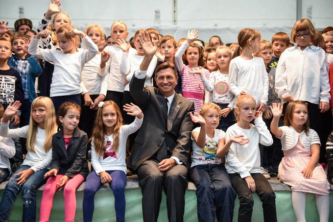 Predsednik Pahor se je udeležil praznovanja 110. obletnice delovanja Podružnične šole Iga vas